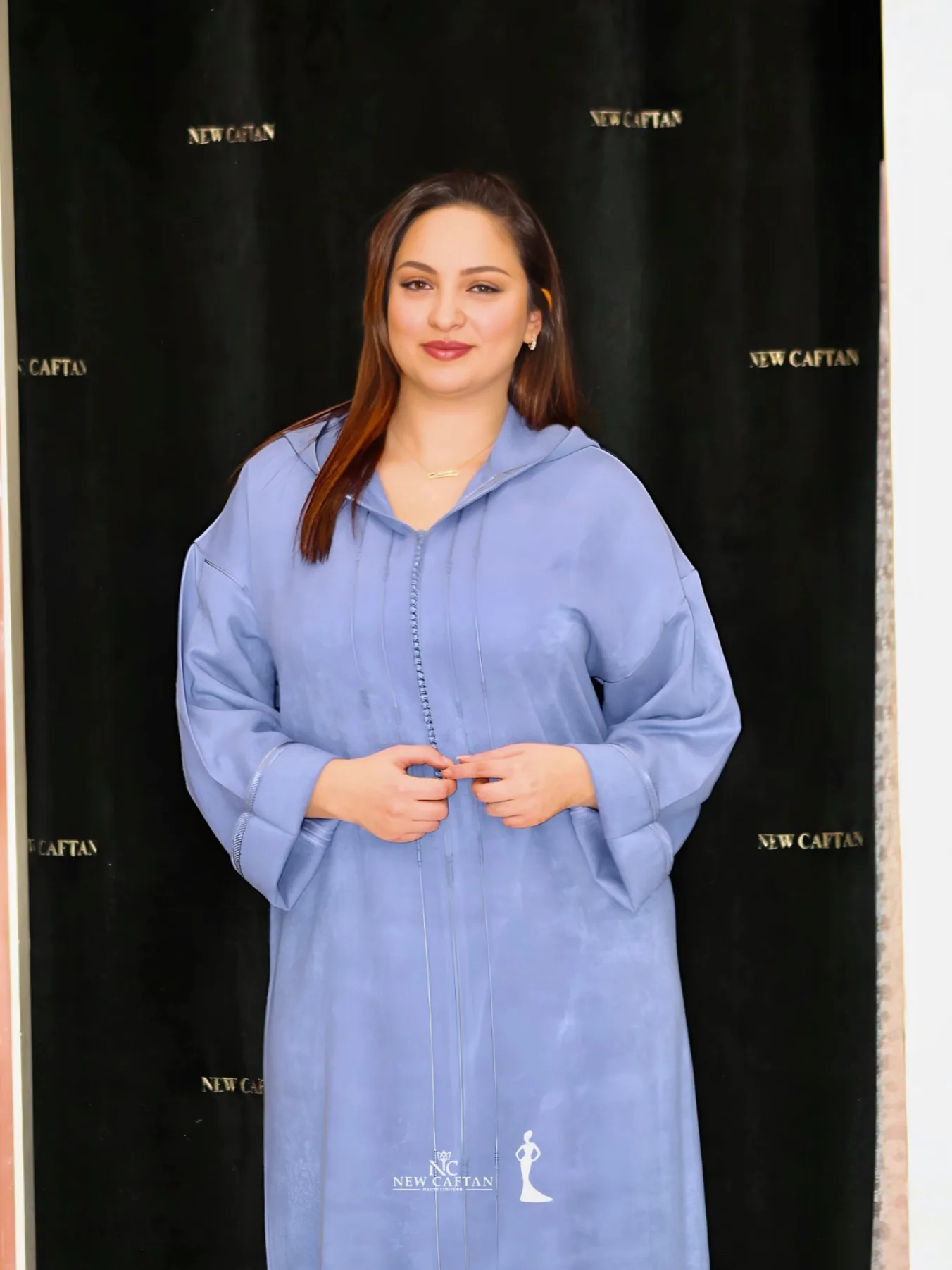 Jellaba Bleu Lavande Élégance Minimaliste